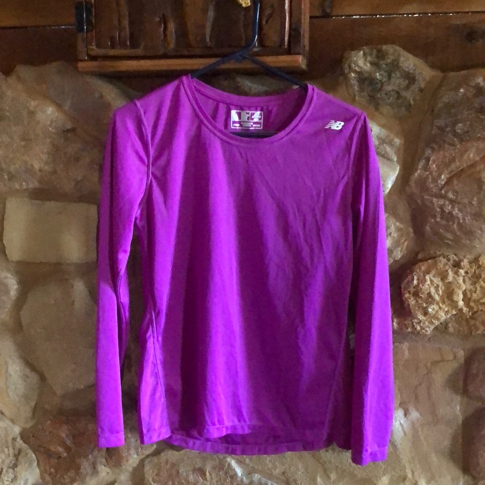 New Balance long sleeved shirt